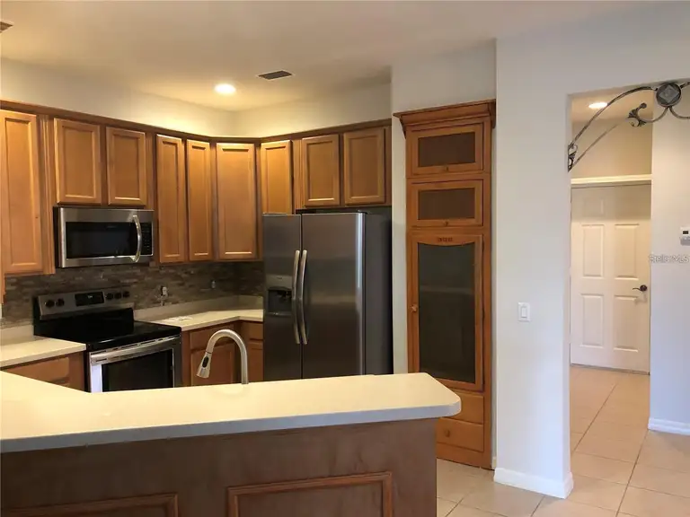 140 SHELL FALLS DR — photo 2