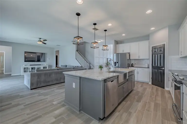 1686 CHERRY WALK RD — photo 4
