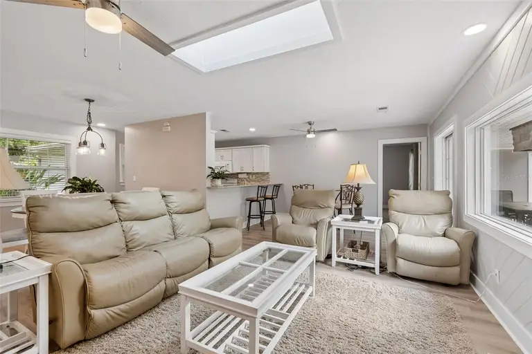 1865 ALLENDALE DR — photo 5
