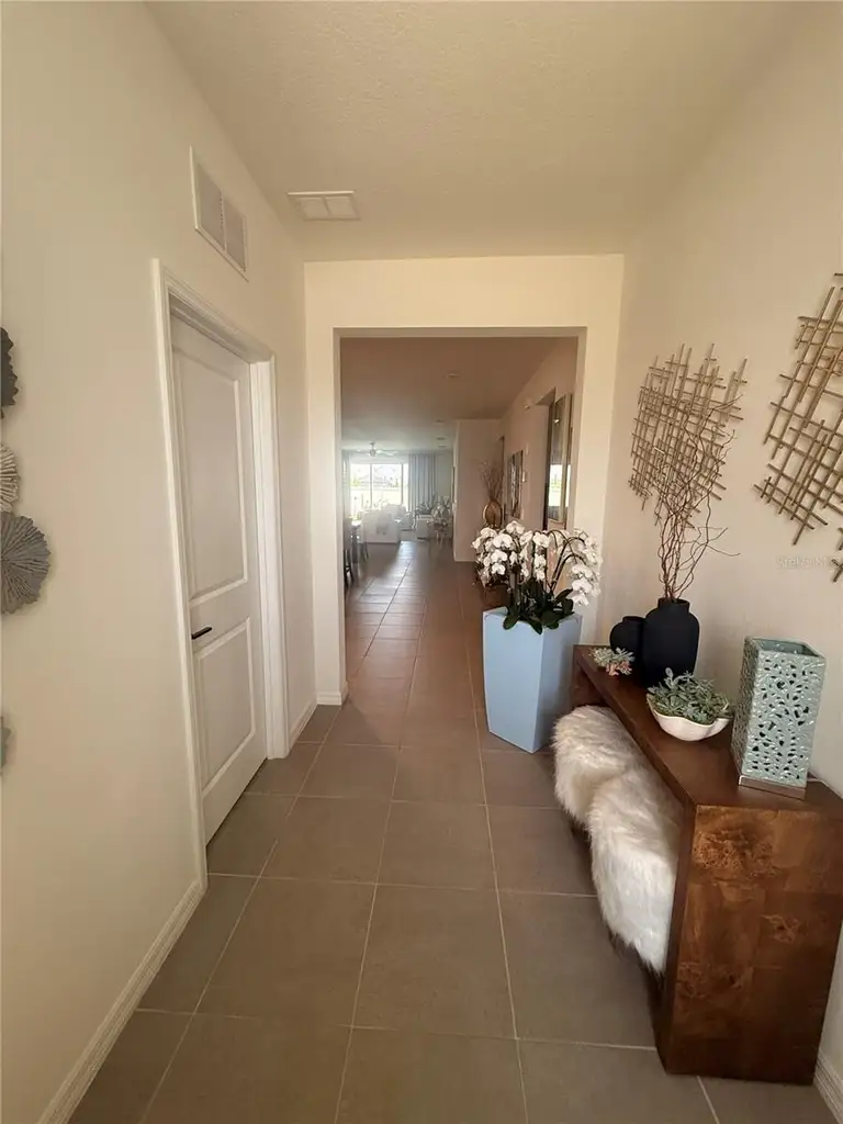 988 VINEYARD RIDGE RD — photo 2