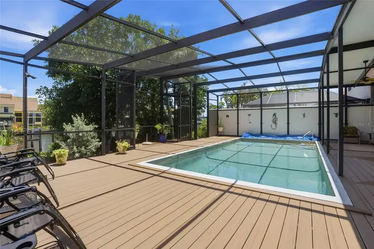 25188 MARION AVE #10 — photo 3