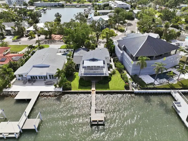 1832 VENETIAN POINT DR — photo 3
