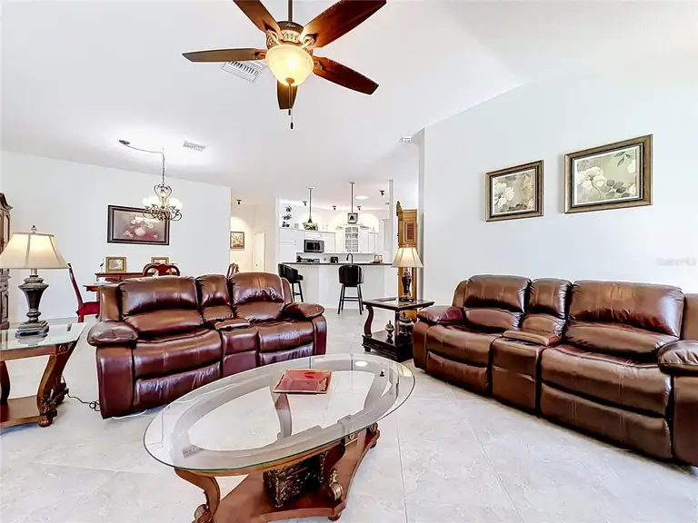506 DEAUVILLE CT — photo 4