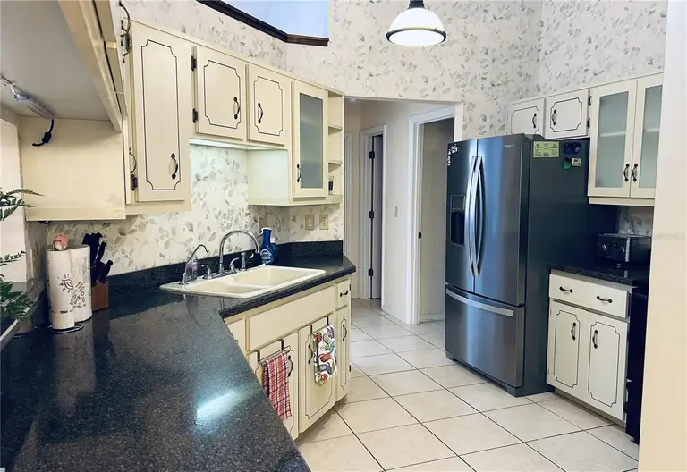 43 WINDING CREEK WAY — photo 2