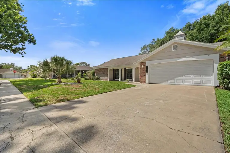 8702 POWDERHORN ROW — photo 2