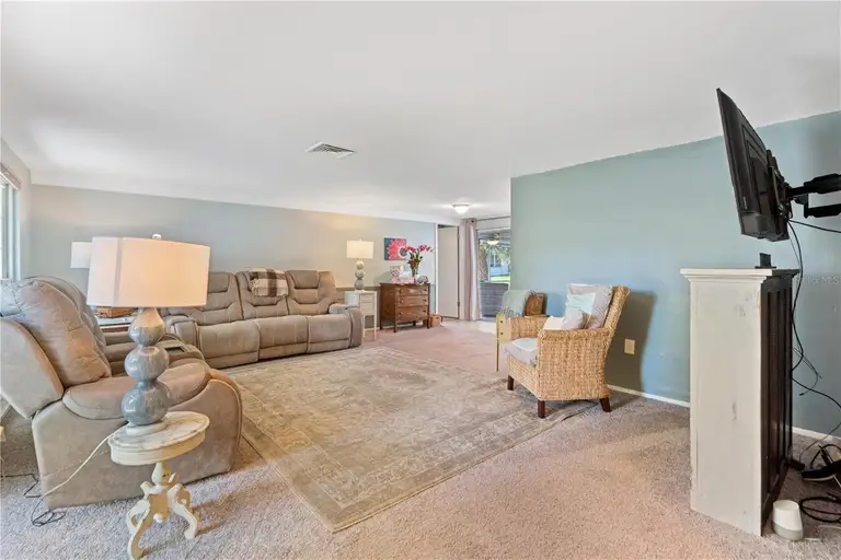 8702 POWDERHORN ROW — photo 5