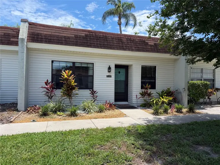 13830 MISSION OAKS BLVD #13830