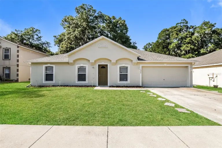 949 CASCADES PARK TRL