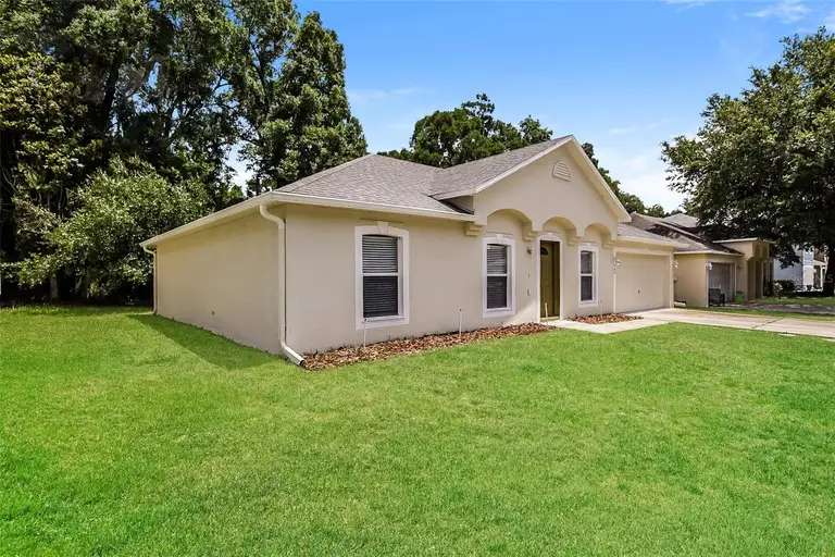 949 CASCADES PARK TRL — photo 3