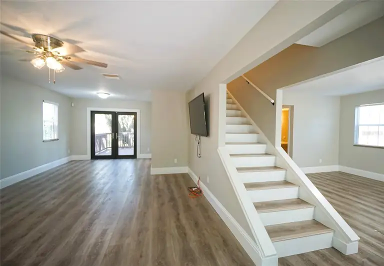 317 W HANLON ST — photo 3