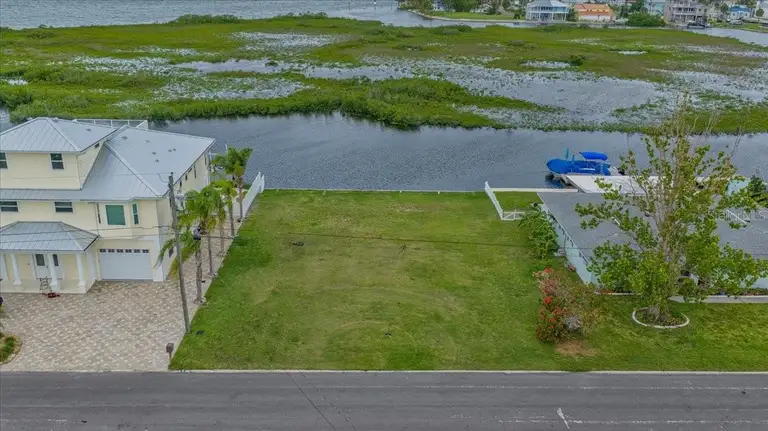 4181 ORCHID DR — photo 4