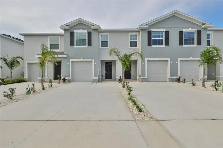 233 MANGROVE SHADE CIR