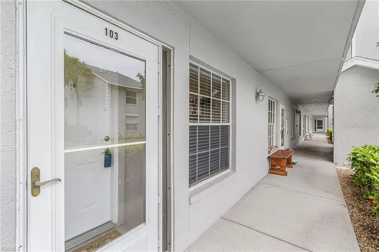 14461 LAKEWOOD TRACE CT #103 — photo 2