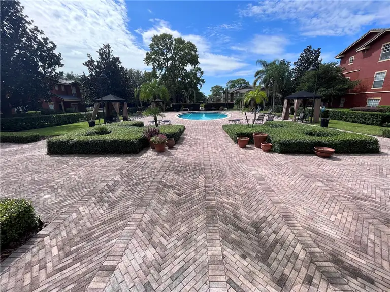 132 VISTA VERDI CIR #228 — photo 5