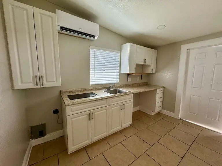 1310 W BURGER ST #2 — photo 2