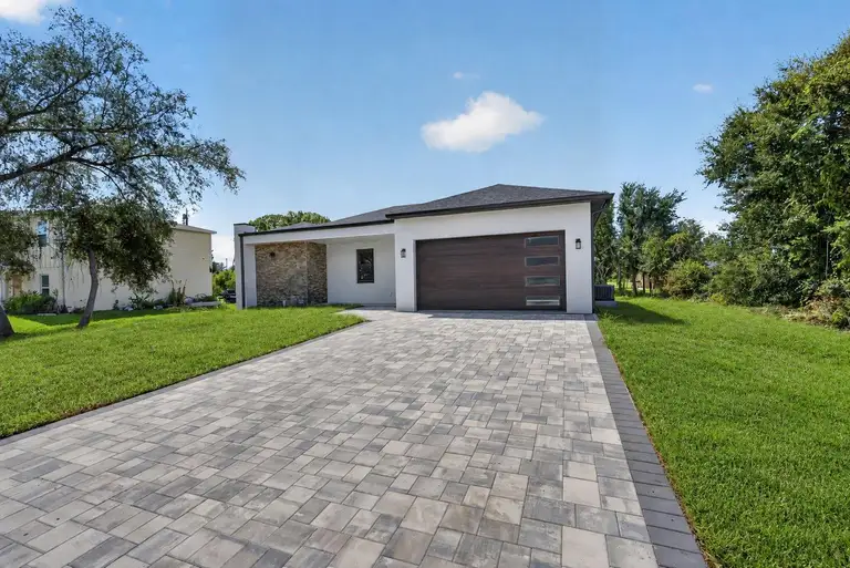 22333 ELMIRA BLVD — photo 3