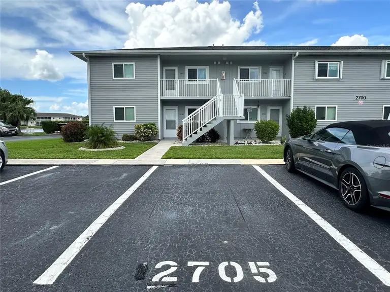 12274 SW EGRET CIR #2705