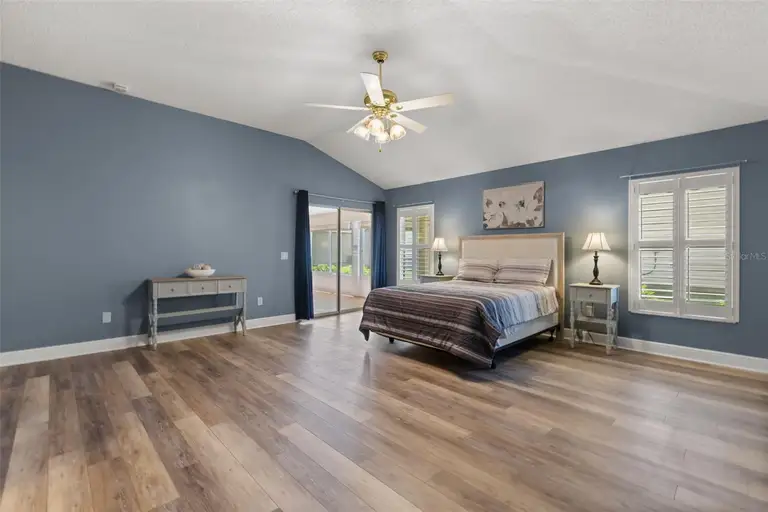 2120 CALLAWAY DR — photo 4