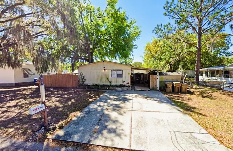 17529 PALM DR
