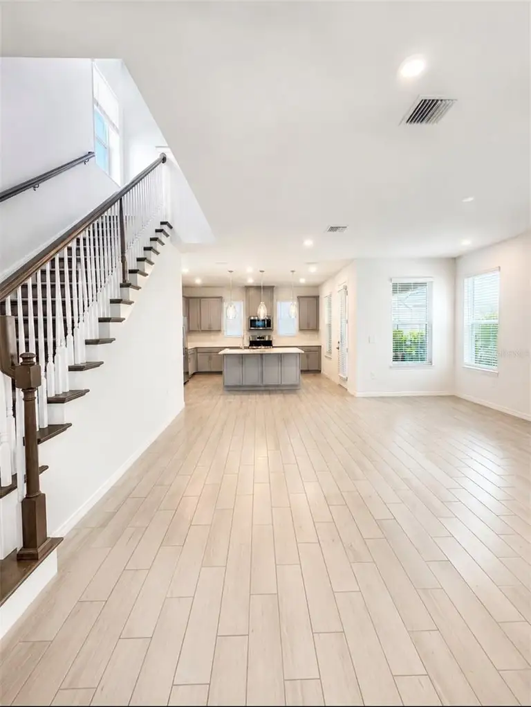 5136 GOLDFINCH DR — photo 3
